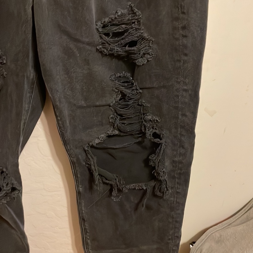Distressed Black Jeans - Picture 5 of 10